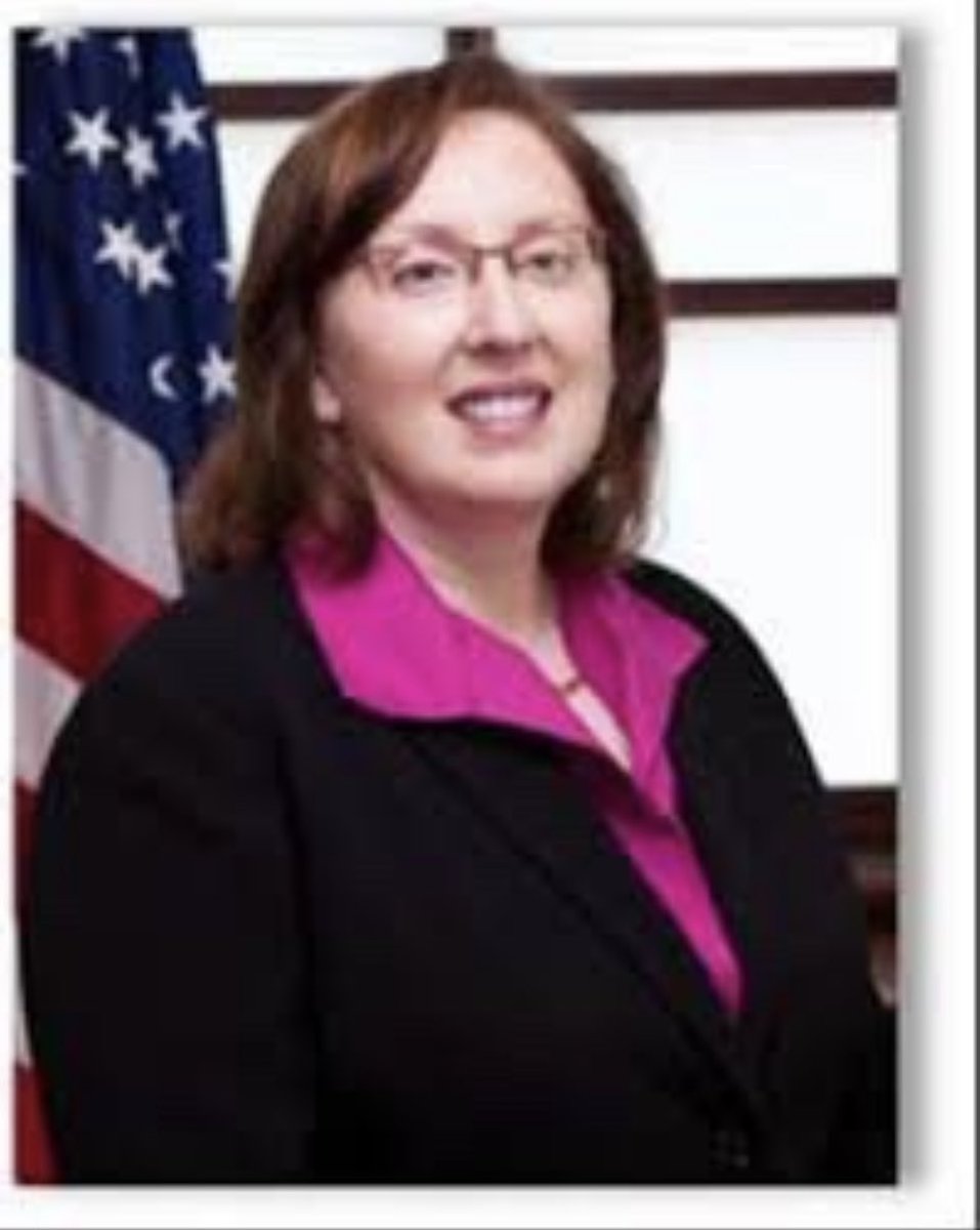 KatStryker111's tweet photo. ‼️🔥This is Deborah J Jeffery and she Is The Inspector General at the SEC🔥‼️ 

The Office of Inspector General (OIG) is an independent office within the U.S. Securities and Exchange Commission (SEC or Commission) that conducts, supervises, and coordinates audits and investigations of the programs and operations of the SEC. 

🔥🔥I think we should let her know about $AMC being on the Threshold List for 40 days🔥🔥 

Phone number and email is attached‼️
