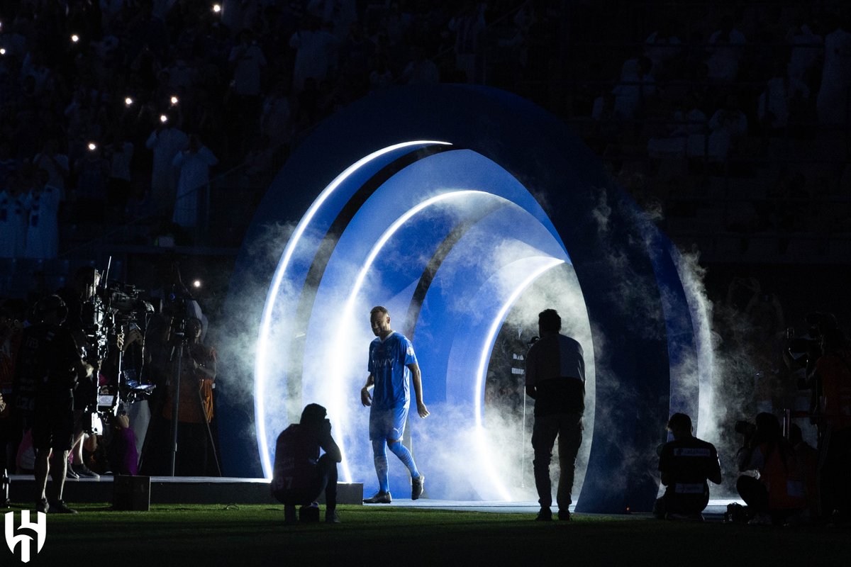 Alhilal_FC's tweet photo. 🔝نيمـار أزرق @neymarjr 😎💙

#الهلال https://t.co/OmPxzVyEIg