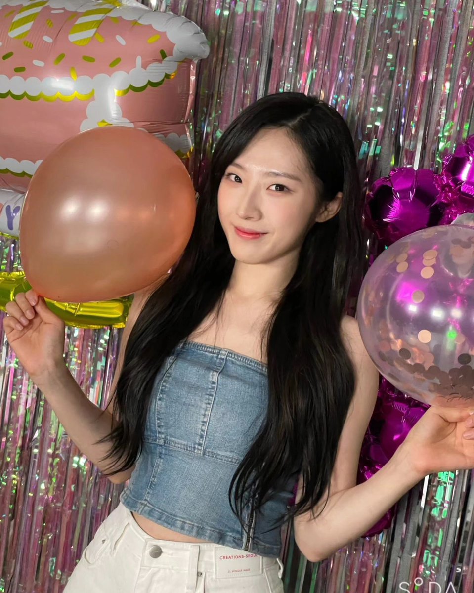 ARTMS_FRANCE's tweet photo. (📸) 190823 ፧ INSTAGRAM

✎ ̼ #Haseul a publié de nouvelles photos sur Instagram ! 🕊️
(Maintenant supprimées)

› M 🐻 https://t.co/t2nGBAI7FZ