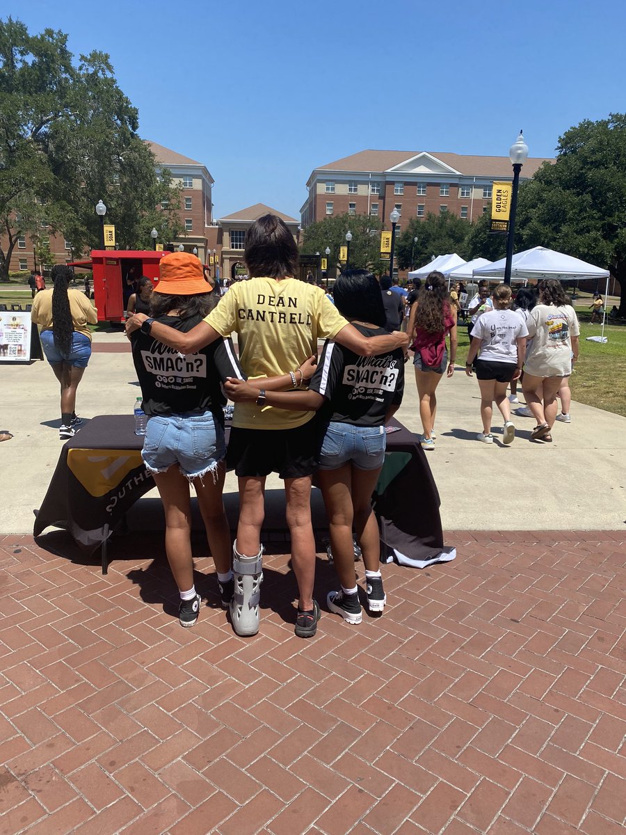 deancantrell405's tweet photo. What an awesome GEWW 2023 and welcoming our new Golden Eagles to the nest 🦅😊
#dedicateddean
#smttt https://t.co/0T85Byui16