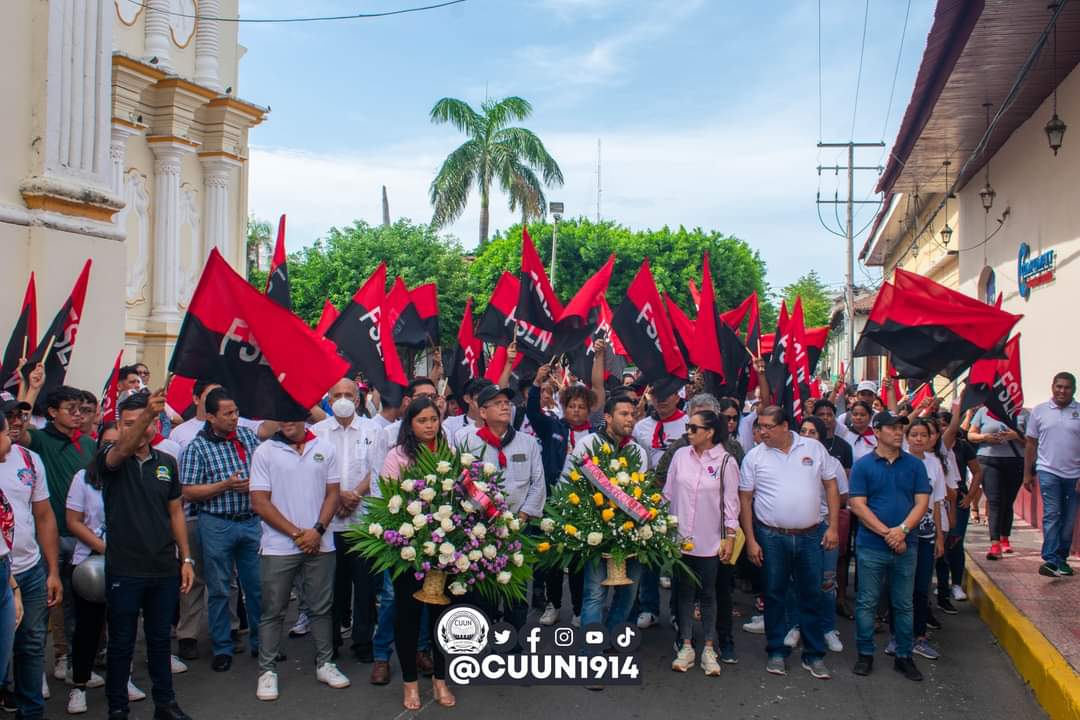 cuununan's tweet photo. Acto Político Central, en saludo al 77 aniversario del natalicio de nuestro comandante Edgard Munguía Álvarez.

#CUUN1914
#ALCUUNMUNGUIA https://t.co/QEYIRlLo16
