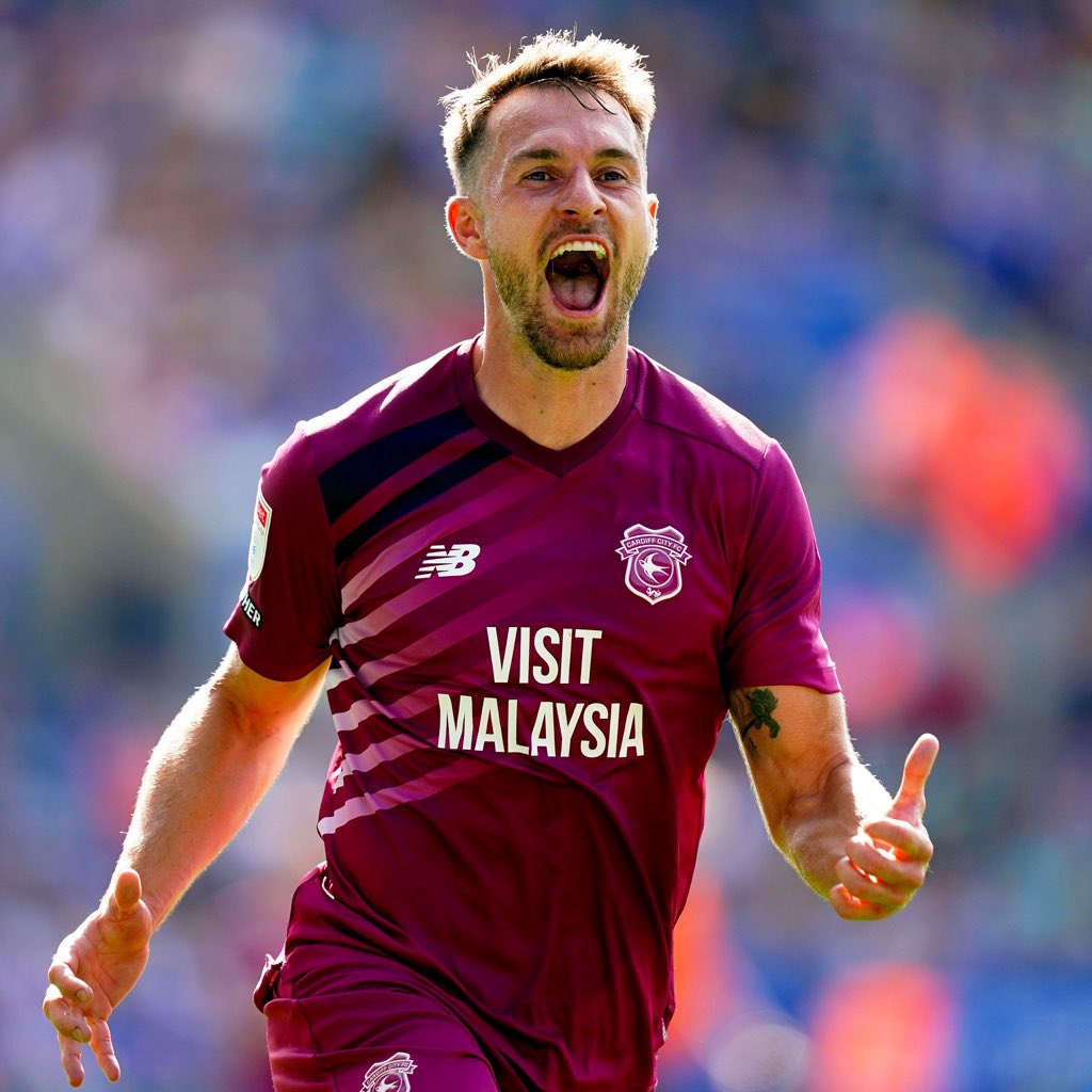 aaronramsey's tweet image. Been waiting for that feeling 💜 Gutted we couldn’t take our chances but a lot of positive to build on. Early days, big game for us to look forward to next week. Away fans different class again 🙌🏼👏🏼 @CardiffCityFC