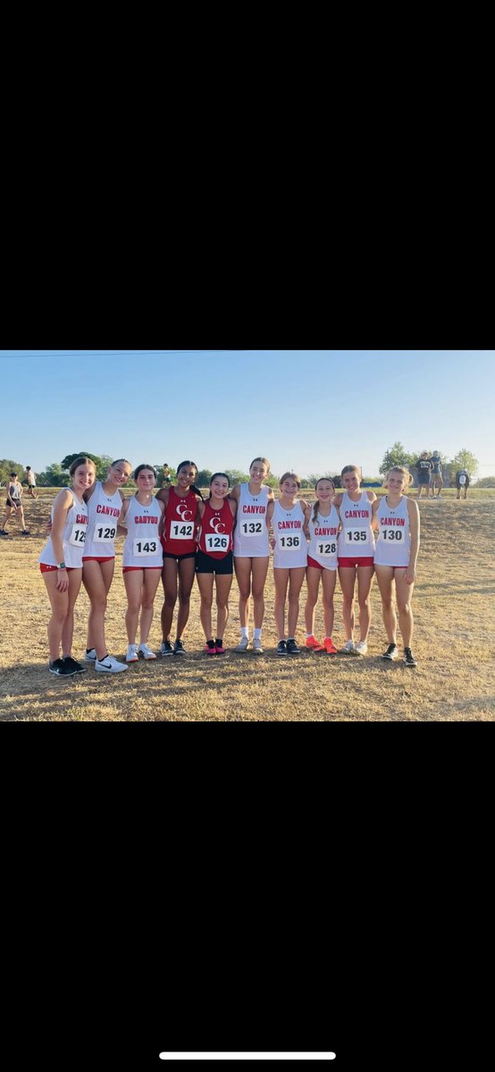 xc_canyon's tweet photo. Love it when they work as a team! VG 2nd Madi Molinar 3rd ally Hennessee 12th @DavissonDustin @AthleticsCanyon @CoachLeonardTX https://t.co/8tqJMbfgoe