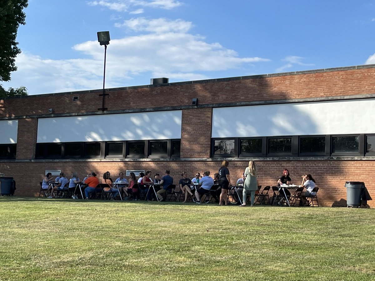 The energy and excitement of staff returning cannot be beaten! Having everyone back this week has been fantastic!  B2SN was PACKED and everyone had a great time getting acquainted or reacquainted while enjoying the food trucks. It’s gonna be a good year.