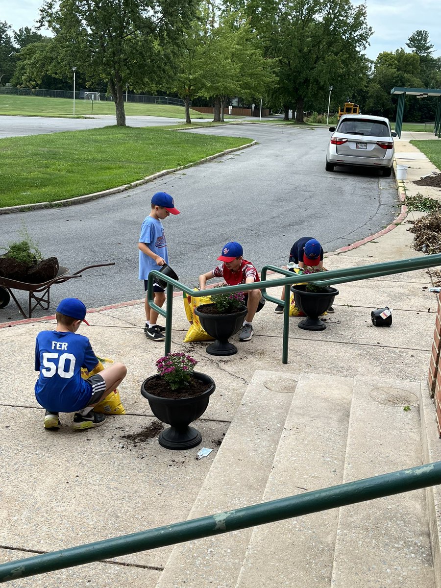 A few more pictures from the opening week.  Even the four Fer boys kicked in to help with a little landscaping!