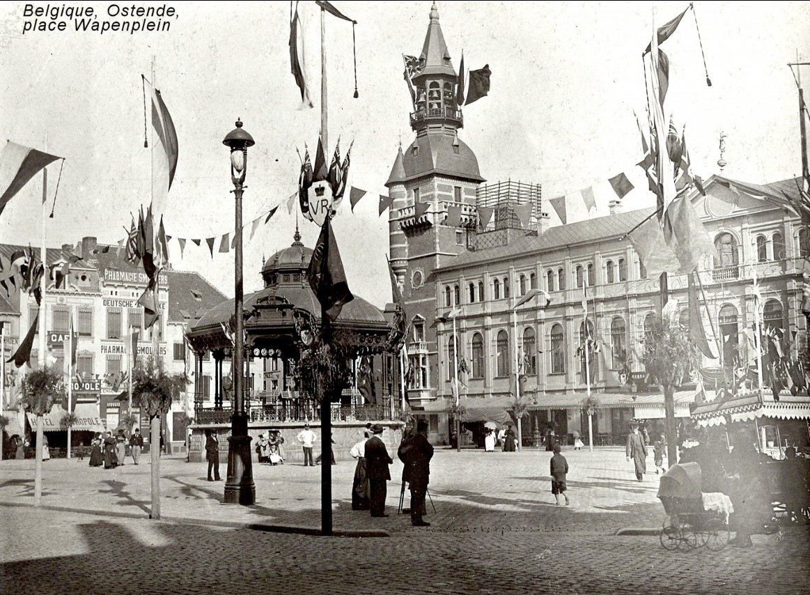 HartUvTheMatter's tweet photo. (continued) Random photos of #OldWorld buildings I collected because I liked them: https://t.co/Lq5Gjd7Zmw