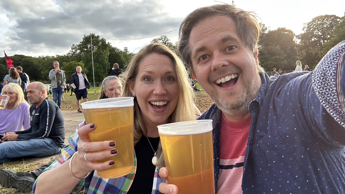 ⁦<a href="/TrenthamLive/">Trentham Live</a>⁩ ⁦<a href="/KaiserChiefs/">Kaiser Chiefs</a>⁩ #mybeersbiggerthanyours