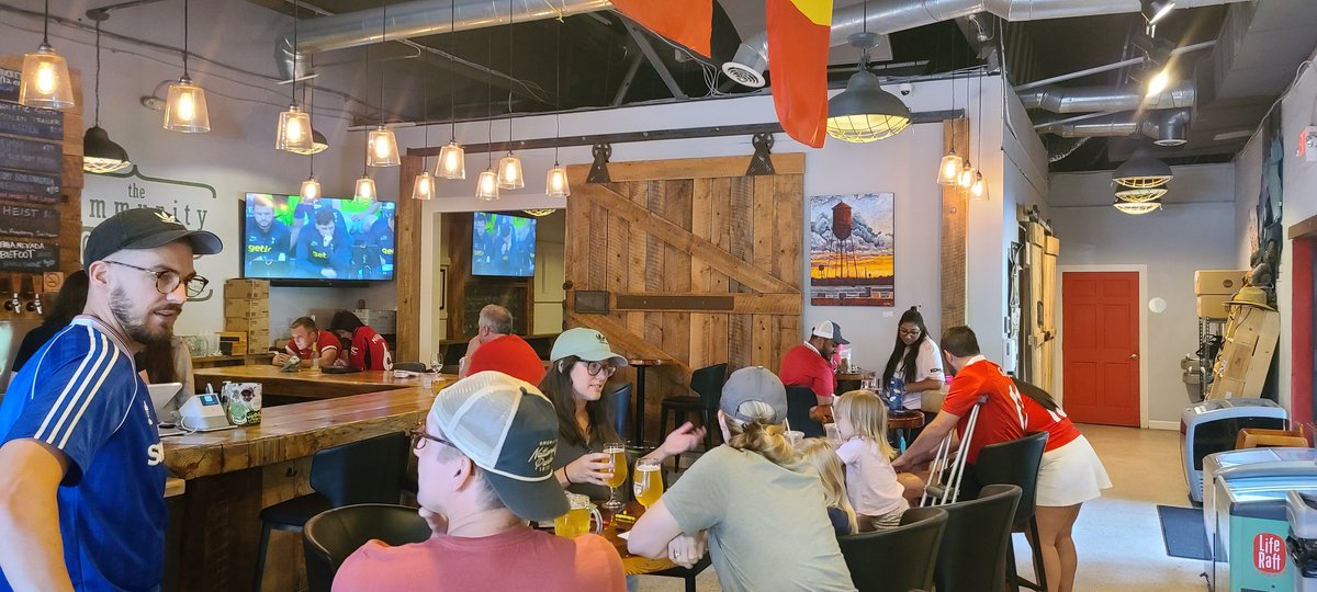 GVLFanatix's tweet photo. Our morning so far has consisted of stops at #Trailside (home for @SpursOfficial and @UpstateSpursSC )and #TheCommunityTap (Home for our @ManUtd Supporters)! Great match and great turnouts at both locations! #FootballIsAliveInGreenville https://t.co/IXAJjxRHh2