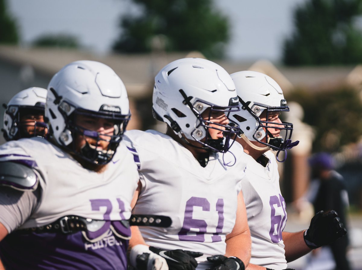 𝗨𝗖𝗔 𝗕𝗘𝗔𝗥𝗦 𝗙𝗢𝗢𝗧𝗕𝗔𝗟𝗟 tweet media