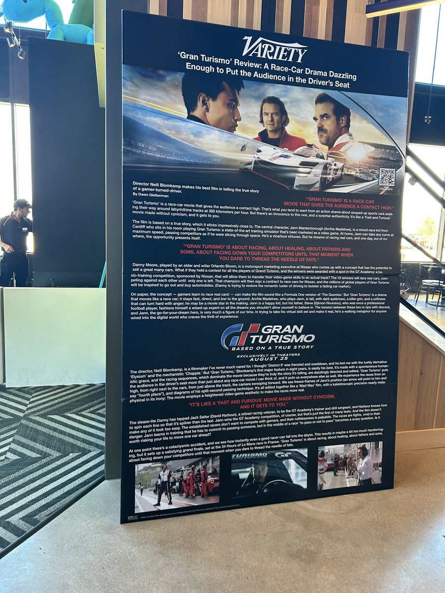 jacksonicide's tweet image. Genuinely what is this gran Turismo theatre standee