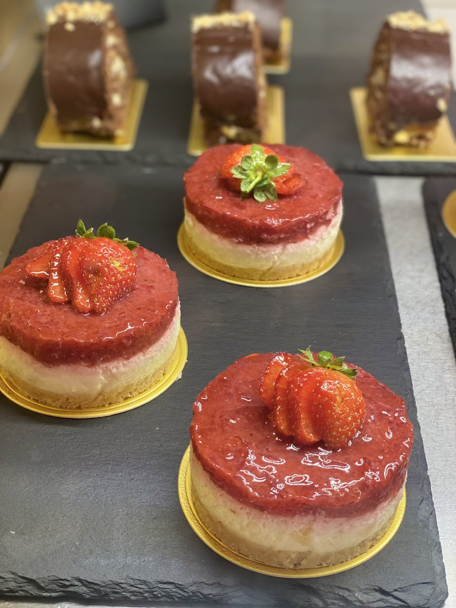 LukullusTours's tweet photo. Endlich. Das Café Piano hat heute eröffnet.

#lukullus_tours #magdeburg #lukullustours #lecker #magdeburg #essen #trinken #kulinarik #sehrlecker #magdeburgerleben https://t.co/IeYOL8rNfF