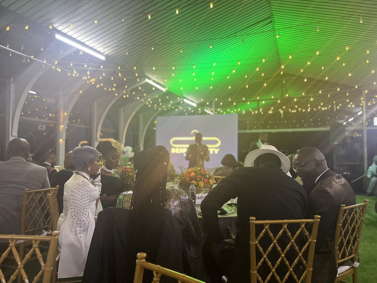 OganaBrian's tweet photo. #BespokeCity proud of you my brother @bolobespoke https://t.co/eXiTbD2Tne