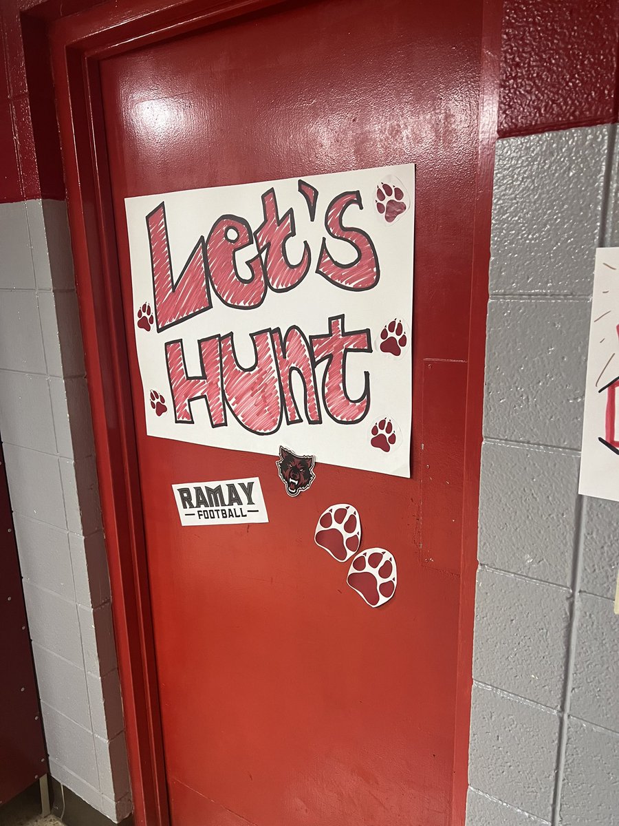 RamayRedWolveFB's tweet photo. We have the best moms!!!!  #Letshunt!!!! @ramaypride1 https://t.co/pDyQulL57F