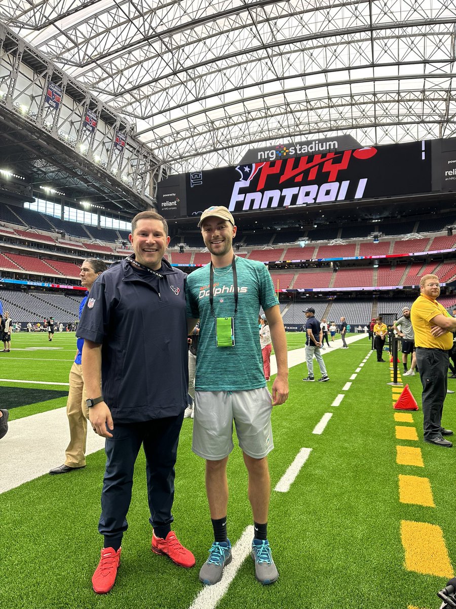 CarlMandell's tweet photo. From the @PhilaUnion to the @MiamiDolphins …proud to see this guys career take off! #WeAreTexans https://t.co/afejlcQtk5
