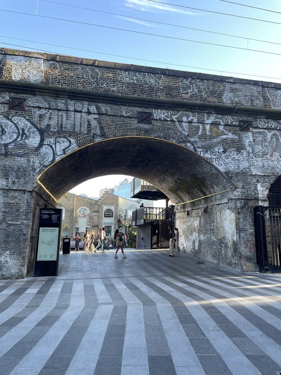 loveswimming's tweet image. So I went to see #liewithme and am now walking home with lengthening shadows, yet everything brighter and more intense than before. Such a raw and beautiful film. I sat with tears rolling down my face.