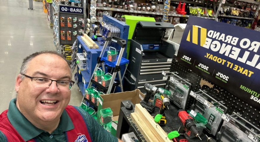Lowes627 tweet media