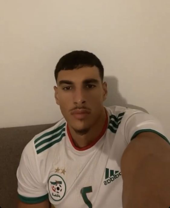 IssacVicki19069's tweet photo. I hope you’re having a great Day 😈 #Fitness
Do you like my Arab D!ck ?  Yes or No? https://t.co/ZTyV5j6EUY