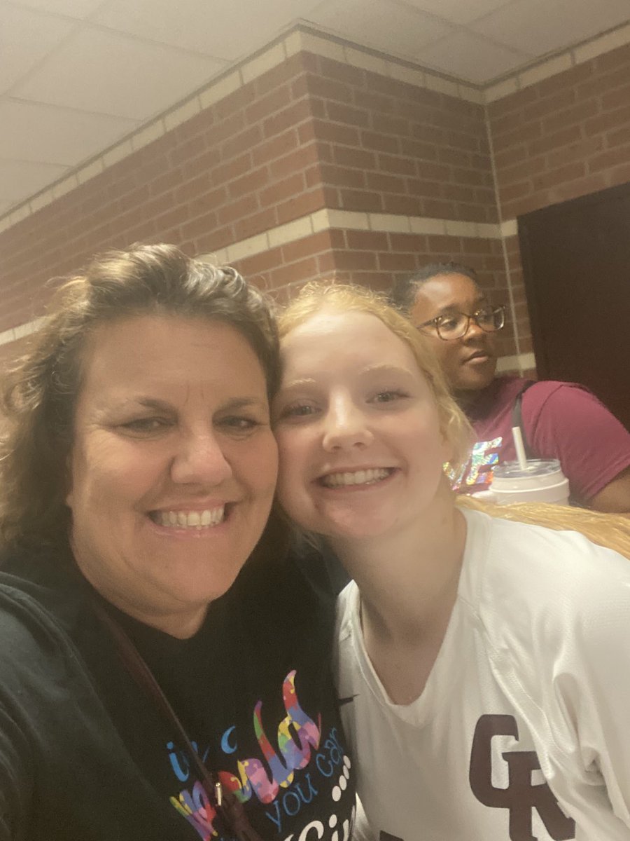 Rebekah Swick tweet media