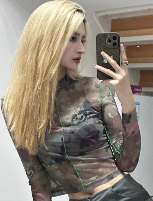 bytebeating's tweet image. No matter how beautiful things are, no matter how joyful and lively, without you to share with me, I always feel full of regret