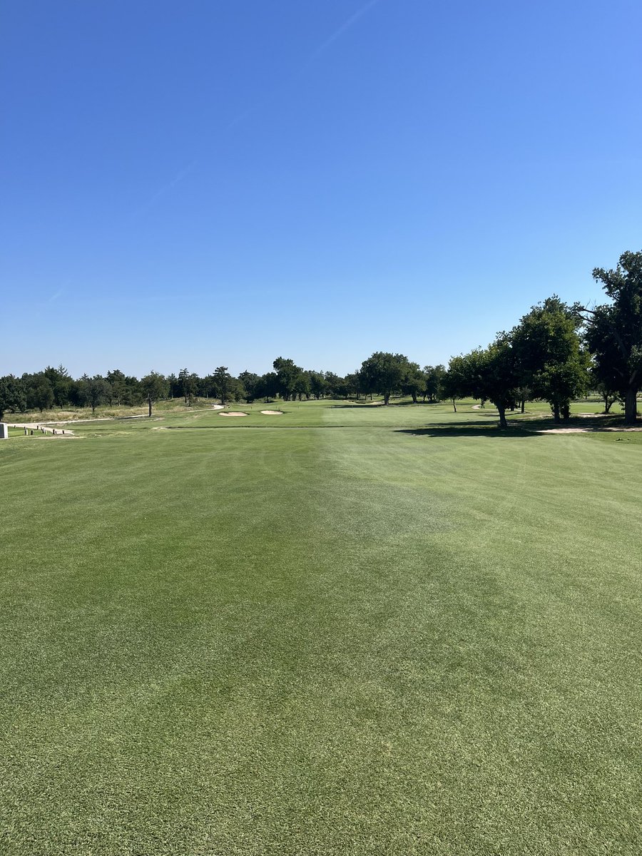 JW_SCC's tweet photo. Truckin’ along through another August at our $30 green fee joint 😎

One day closer to fall! https://t.co/qCBACafAuQ