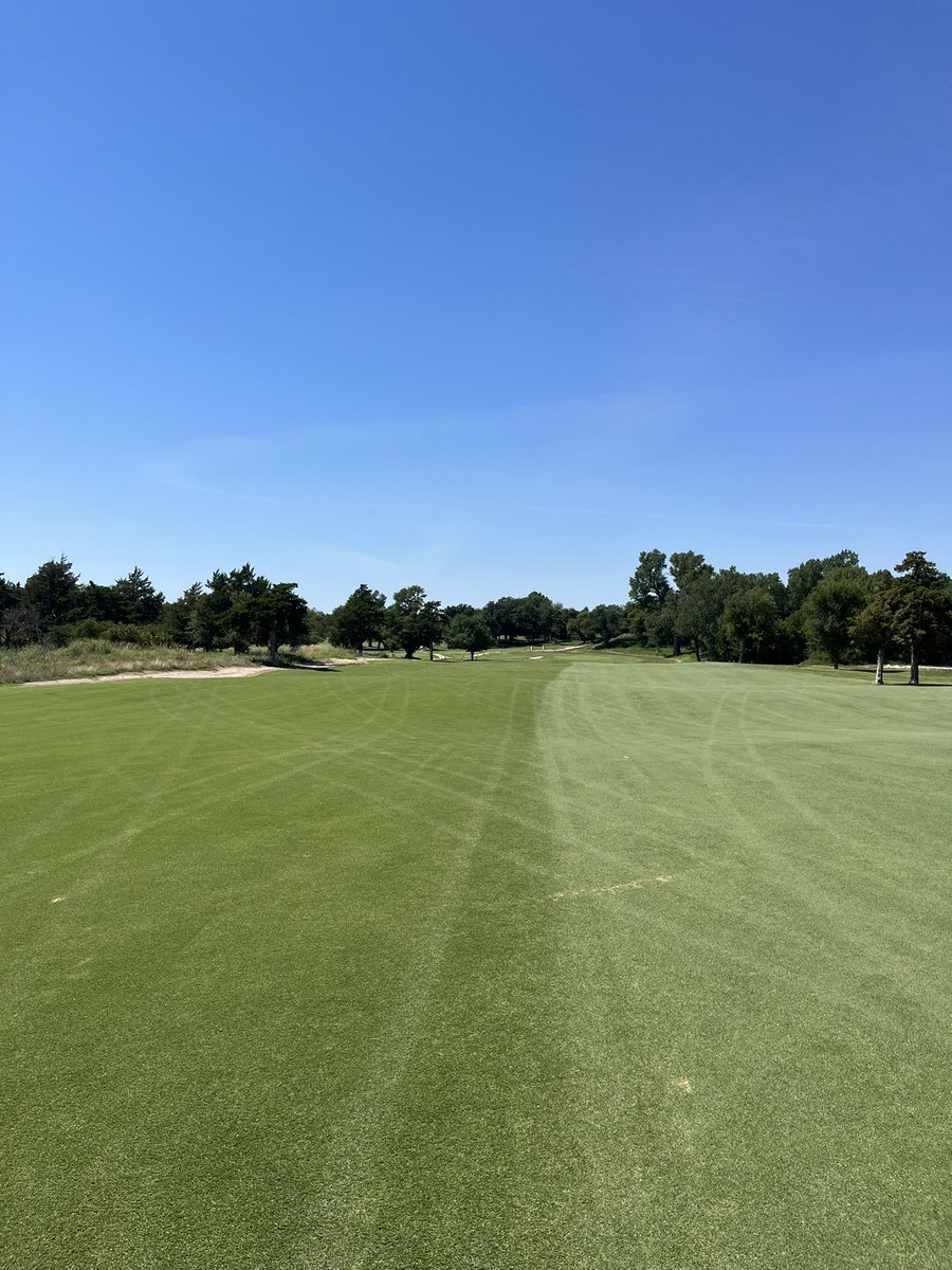 JW_SCC's tweet photo. Truckin’ along through another August at our $30 green fee joint 😎

One day closer to fall! https://t.co/qCBACafAuQ