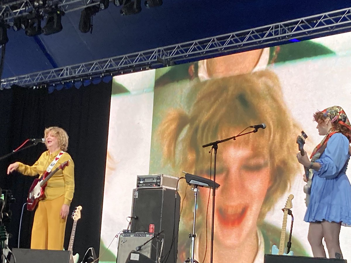 Ty Carreg tweet media