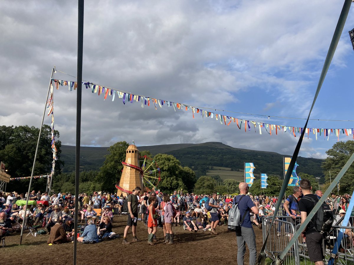 Ty Carreg tweet media