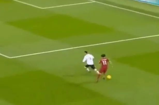 ClockEndM's tweet photo. Martinez OG and assist - The Butcher 😂

#MUFC
#FPL https://t.co/GFEgHmDvdI