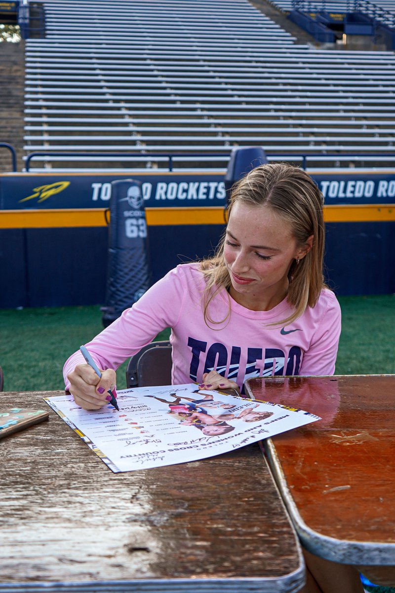 ToledoXCTF's tweet photo. We had SO much fun at Rocket Movie Night
yesterday &amp; getting to sign posters for Rocket Nation!
🍿✍🏼 

#TeamToledo https://t.co/a3qOgQwPco