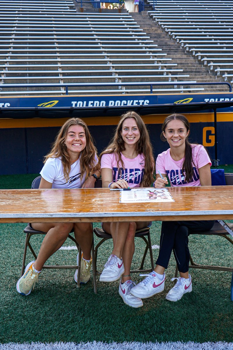 ToledoXCTF's tweet photo. We had SO much fun at Rocket Movie Night
yesterday &amp; getting to sign posters for Rocket Nation!
🍿✍🏼 

#TeamToledo https://t.co/a3qOgQwPco