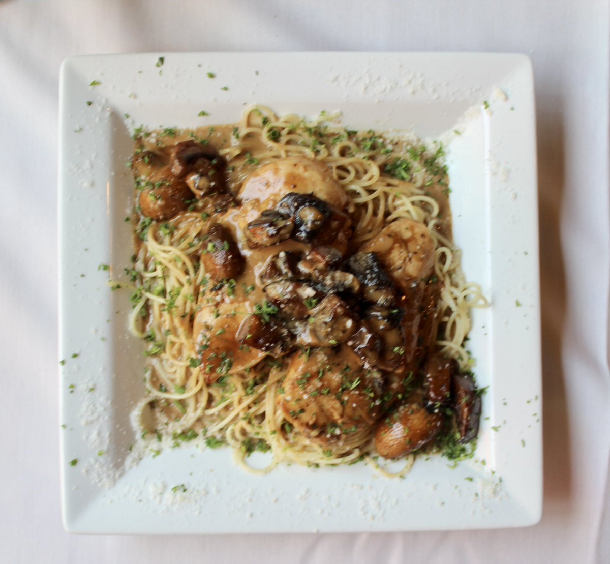 SalaDining's tweet photo. Serving Chicken &amp; Pork Marsala along with our full 
Menu til 10pm tonight. And each Thurs-Sat til 10pm.  with https://t.co/LCZTXdKBlV