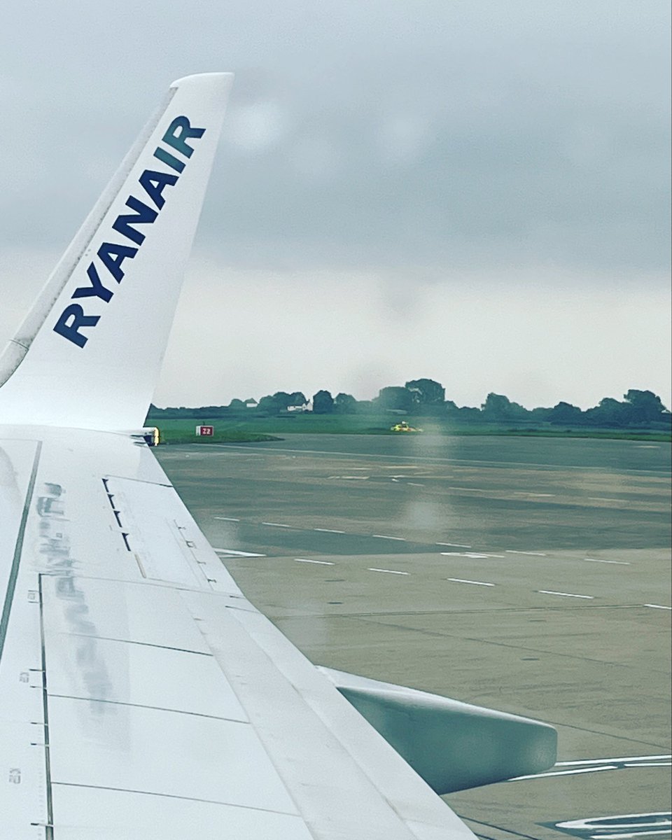 andytheedom's tweet image. Leaving the rain behind again …