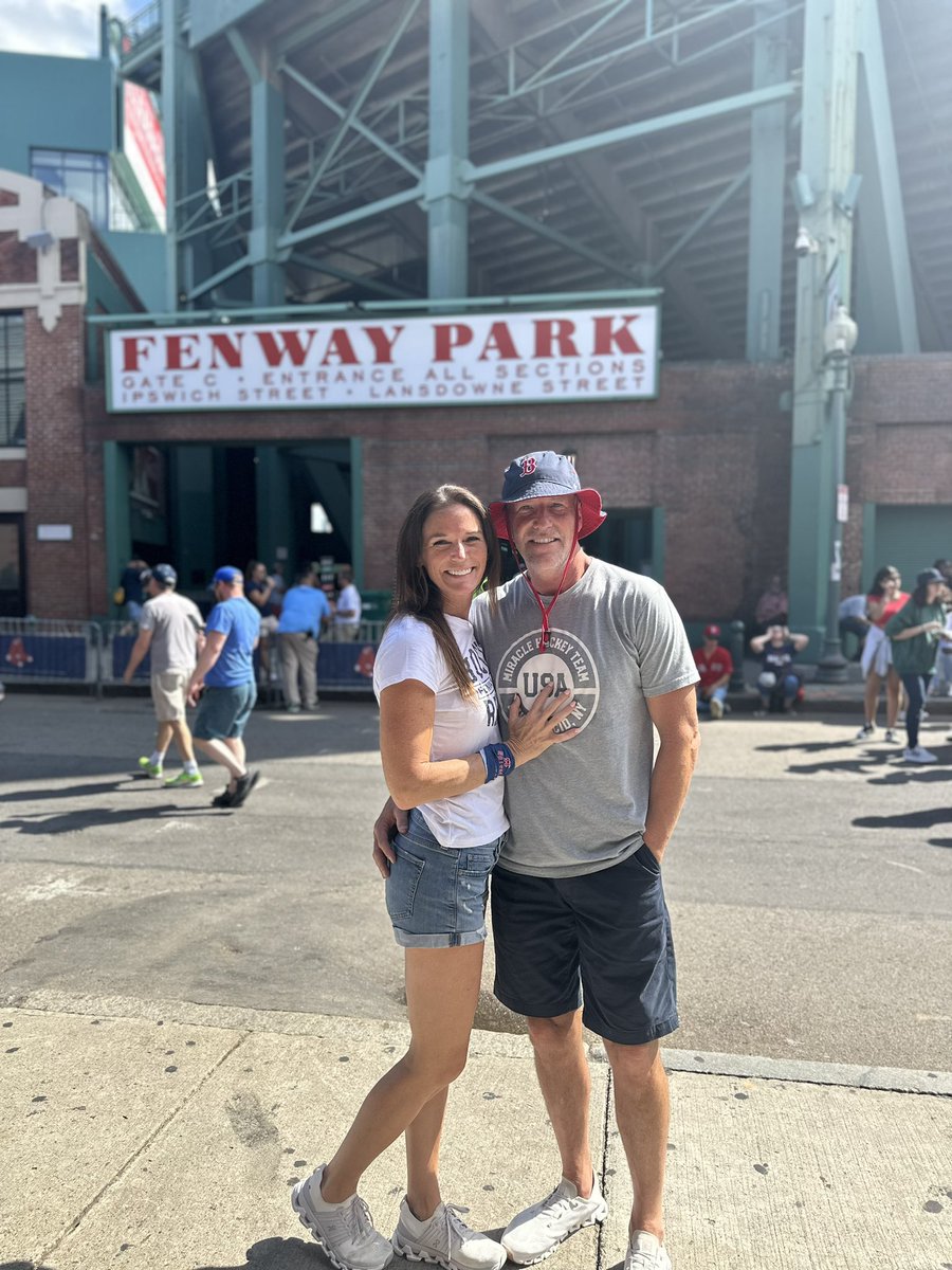 EhrmanRick's tweet photo. Fun day in Boston https://t.co/Zwb3s3XZPI