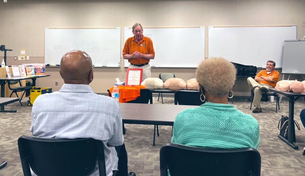 FAITH4Heart's tweet photo. Today’s training was led by two cardiac arrest survivors, who are passionate & committed to educating & advocating on AEDs & defribillation! 🫀⚖️❤️
#HealthEquity⚖️#CPRSavesLives #3forHeart #LoveForDamar
@DrLaPrincess @SharonneHayes @mathias_lalika @MayoEquity @MayoClinicCV https://t.co/qLjcPCLdDg