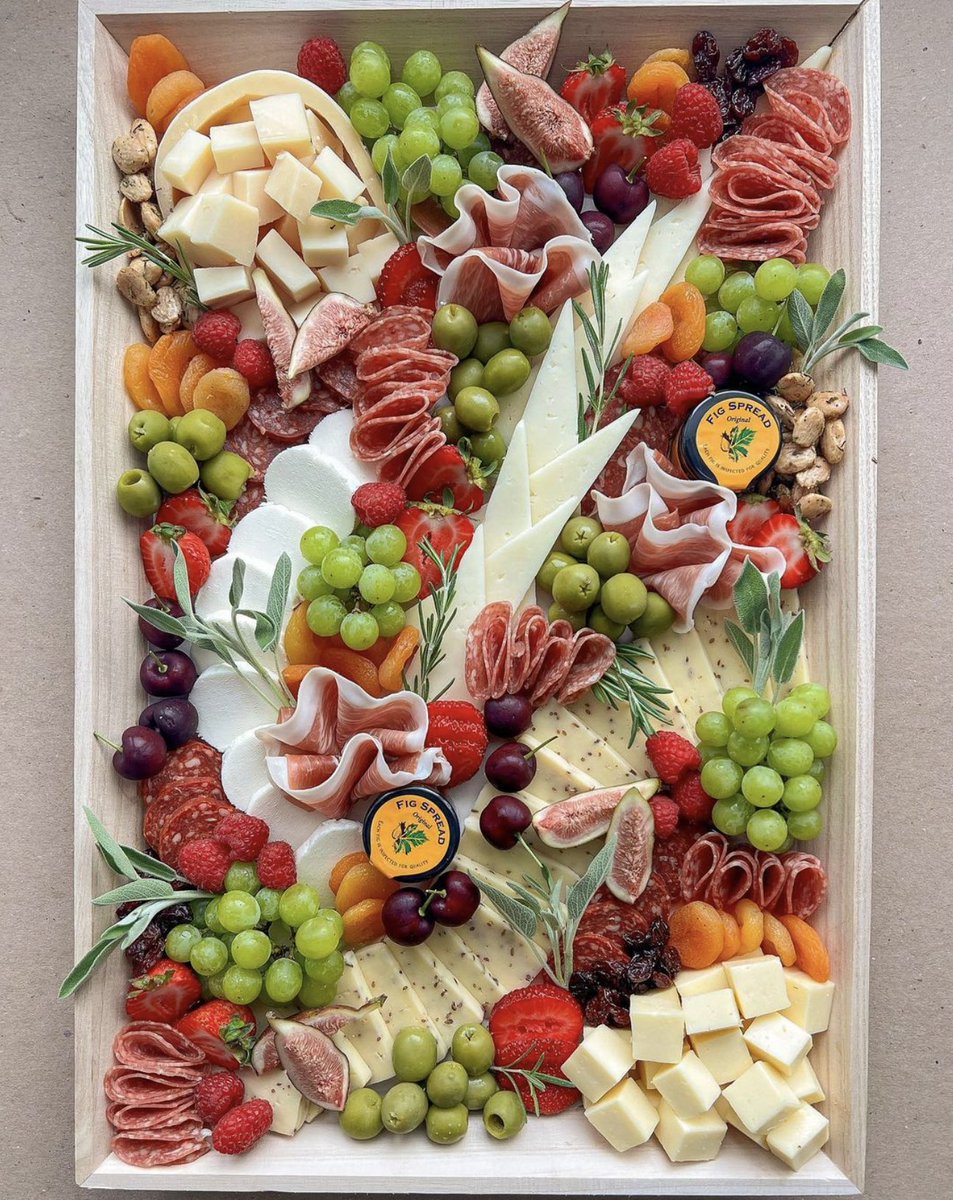 Beautiful board by <a href="/dishedbyrachel/">Dished_by_Rachelle</a>, made more FIGtastic with  your favorite Dalmatia Fig Spread! 💛✨