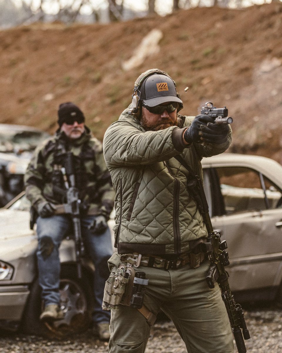 ViktosBrand's tweet photo. Smoke 'em if you got 'em!
#Operatus #Jacket #StayClassy
https://t.co/DBR7tZnElI // #VIKTOS #ViktosBrand #BlackArmsCo https://t.co/gRNAZUbSLm
