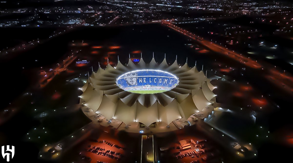 Alhilal_FC's tweet photo. 🔝أمسـية.. تُبهـر "العالم" 🤩💙

#الهلال https://t.co/EIzwtVIDbV