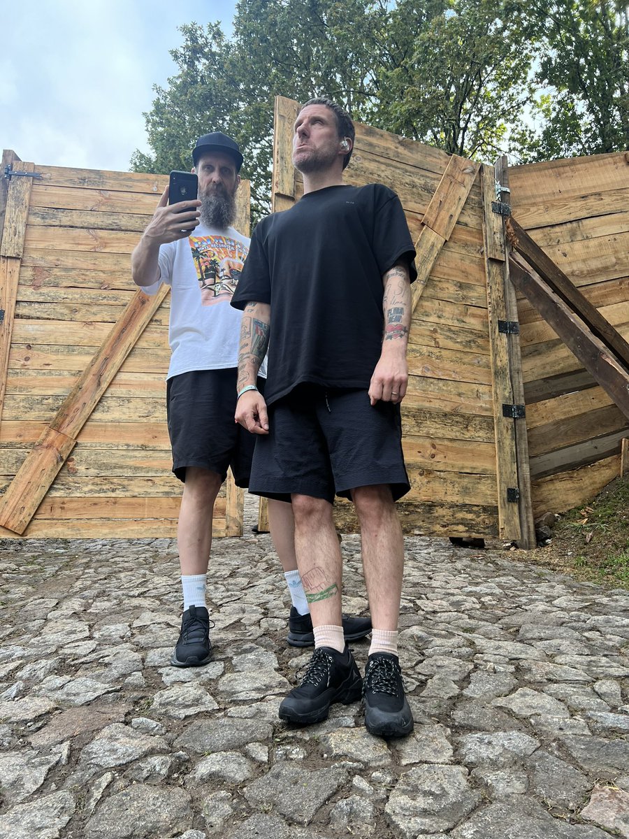 Sleaford Mods tweet media