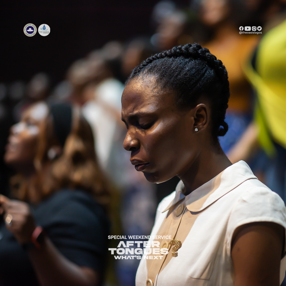 theoasislagos's tweet photo. Our God does great things and is worthy of all our praise.  

You do mighty things 
You do glorious things 
You're a faithful God  

#TheOasisLagos #SpecialWeekendService #AfterTonguesWhatNext #DAY2 #Worhip https://t.co/Yffh1jWGMZ