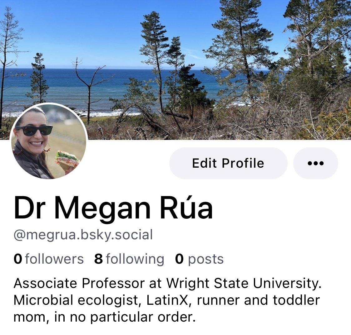 Dr Megan Rúa tweet media