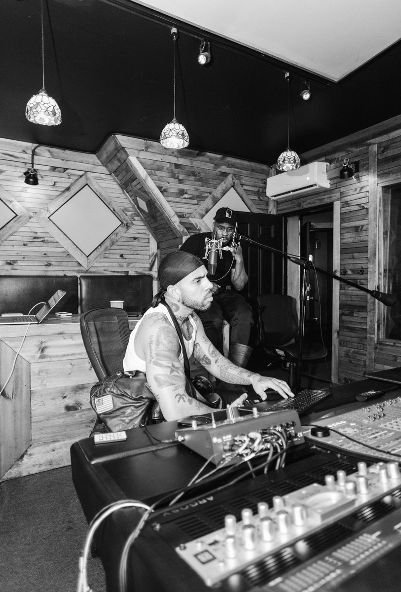 VicMensa's tweet photo. ALBUM DONE. https://t.co/7DJ12vA5dN