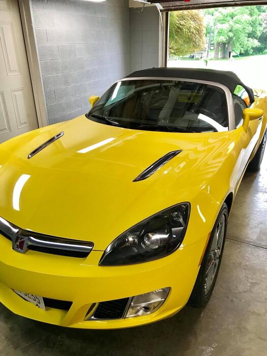 AutoShrine's tweet photo. David's 2008 Saturn Sky "Skittle" - Autoshrine Registry https://t.co/xy4IA8TD5x https://t.co/jgJOVbP3sH