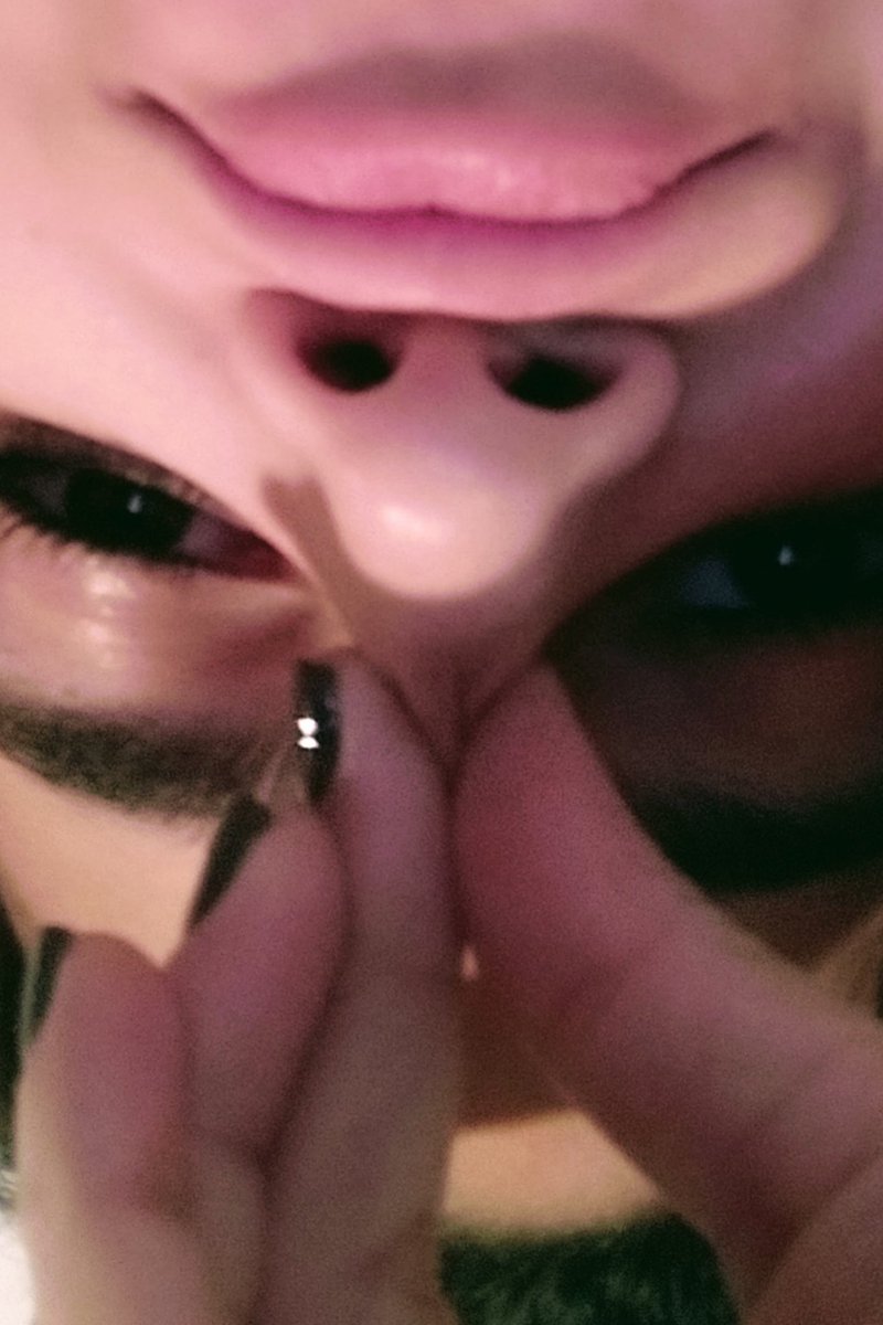 tutiasharmuta's tweet photo. A ver, cinco likes y les muestro el culo 🙄🙄 https://t.co/tEJSoo80LZ