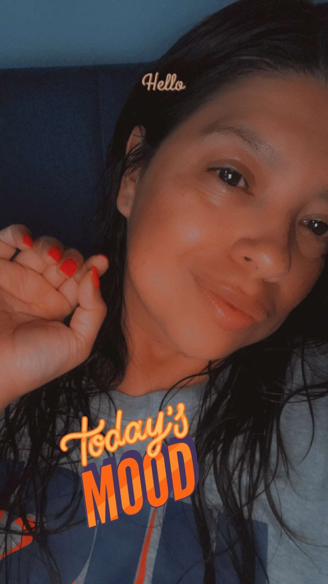 SueHappy3's tweet photo. Before I hit these streets… 😘❤️ 

#itsmyworld https://t.co/CUhrEDScbi