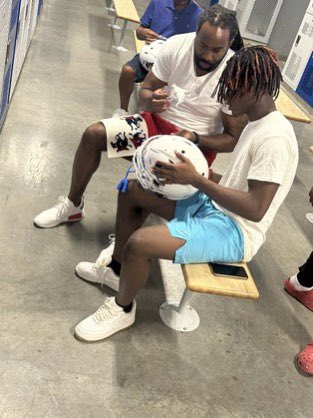 Mr4thAndLong's tweet photo. My Brother @PTanner34 Put The Bat Signal Up That He Needed βMENβ For Decals W/Dads. He DID NOT NEED to Call Me. I Love Him & When You Truly Love Someone YOU SHOW UPβ¦β¦PERIOD!!
Today I Witnessed The Narratives Be Rewritten.
Today Noah Became Apart Of My Tribe.
#UsAgainstTheWorld https://t.co/a4IzmKeKvq