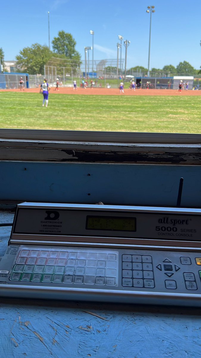 fyrman73's tweet photo. Nice day for a Softball Jamboree. #toomanybuttons https://t.co/alqFONY6yT