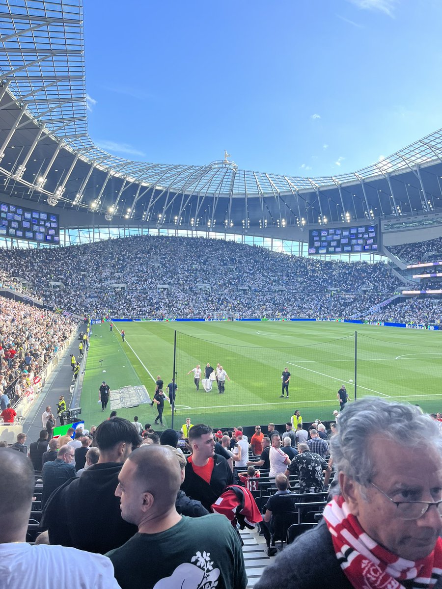 Top stadium, shite football