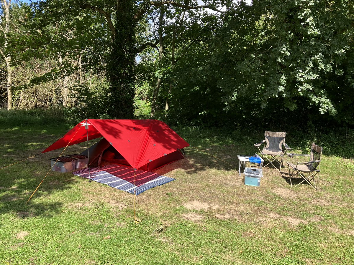 kevinsm20002000's tweet image. Camp Smith for a few days, Gouarec, Brittany and quick run for provisions, and pint on the way back