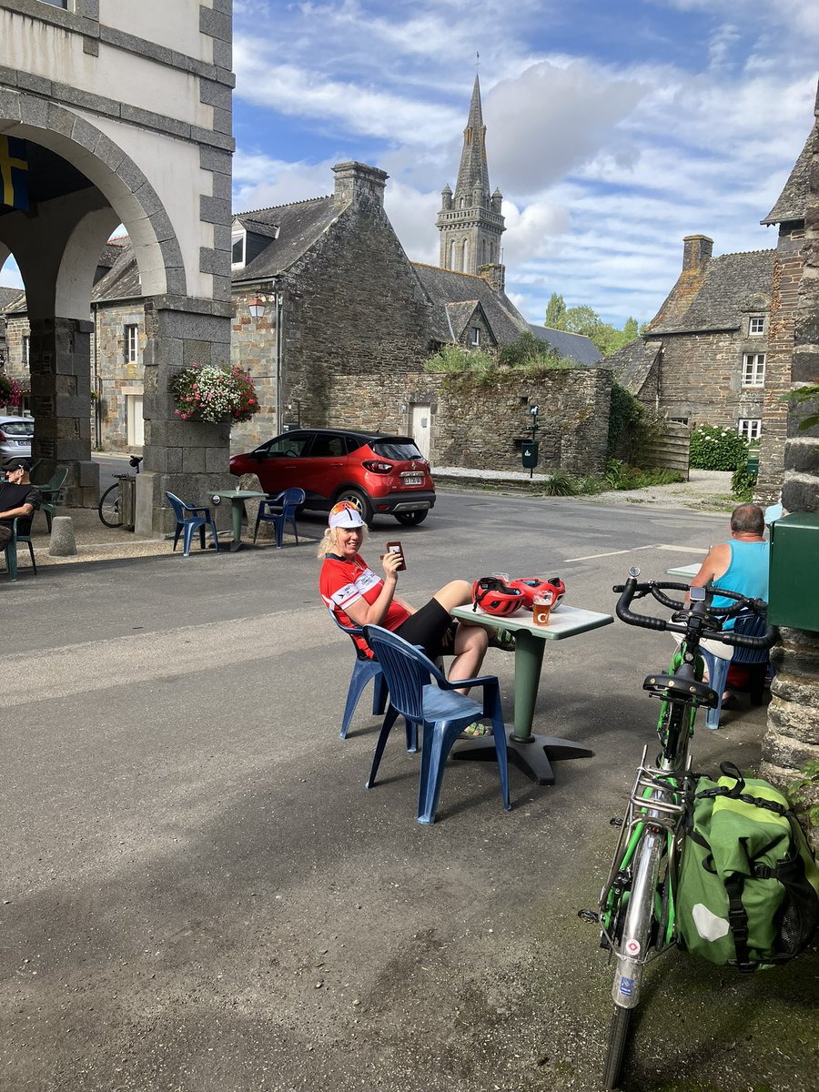 kevinsm20002000's tweet image. Camp Smith for a few days, Gouarec, Brittany and quick run for provisions, and pint on the way back