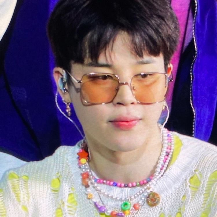 hourlydolljimin's tweet photo. https://t.co/A1AfPhQYqI